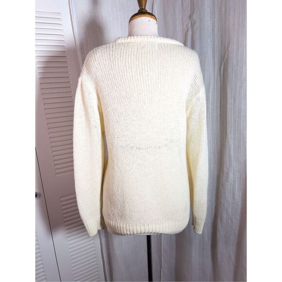 Mister Noah Plus | Women’s | Sweaters | Size 18W | Vintage Cream Embellished Gem - Picture 4 of 5